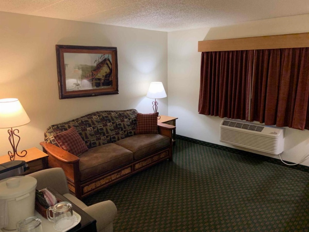 AmericInn by Wyndham Cody Image 17